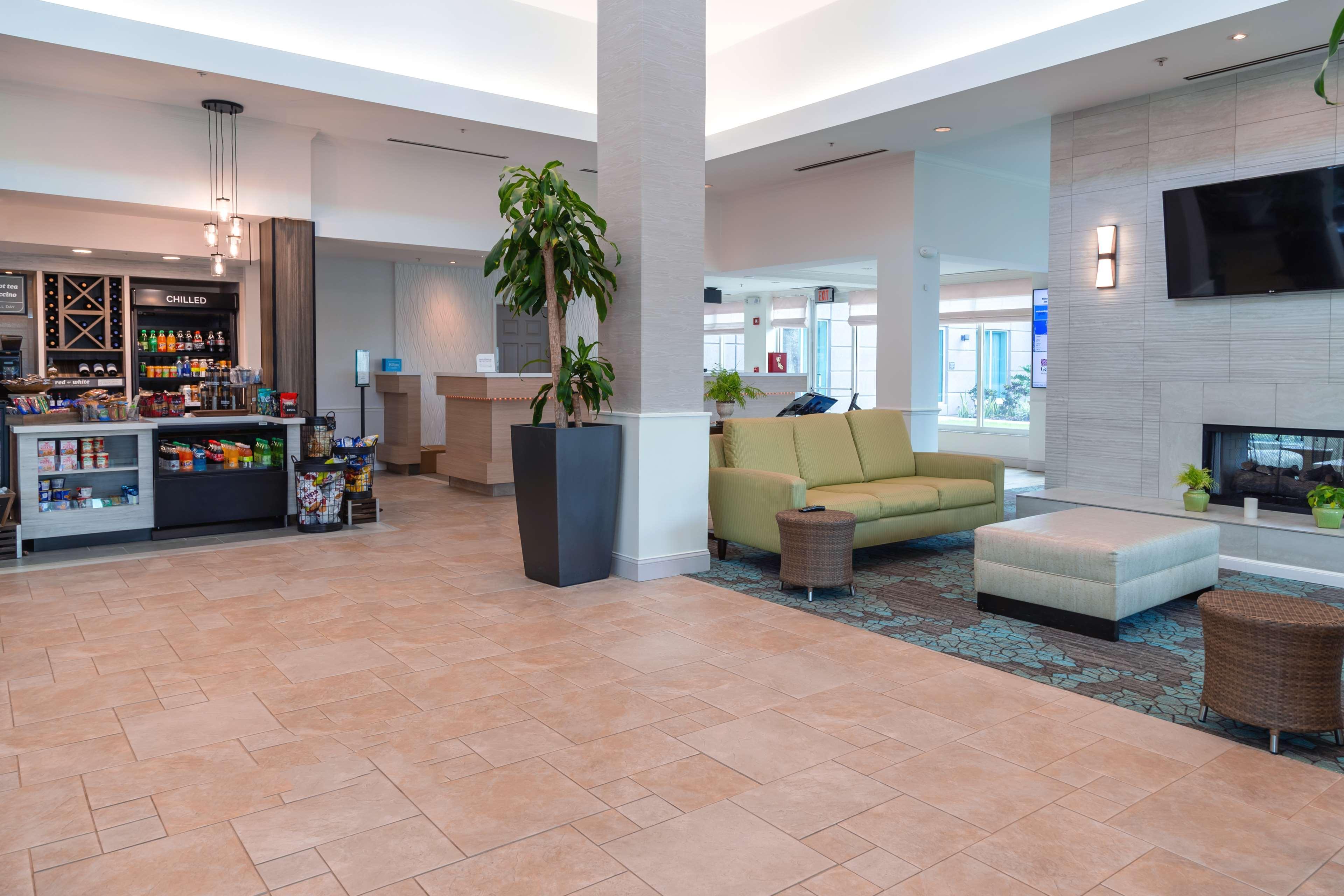 Hilton Garden Inn Orlando East - Ucf Area Alafaya Bagian luar foto