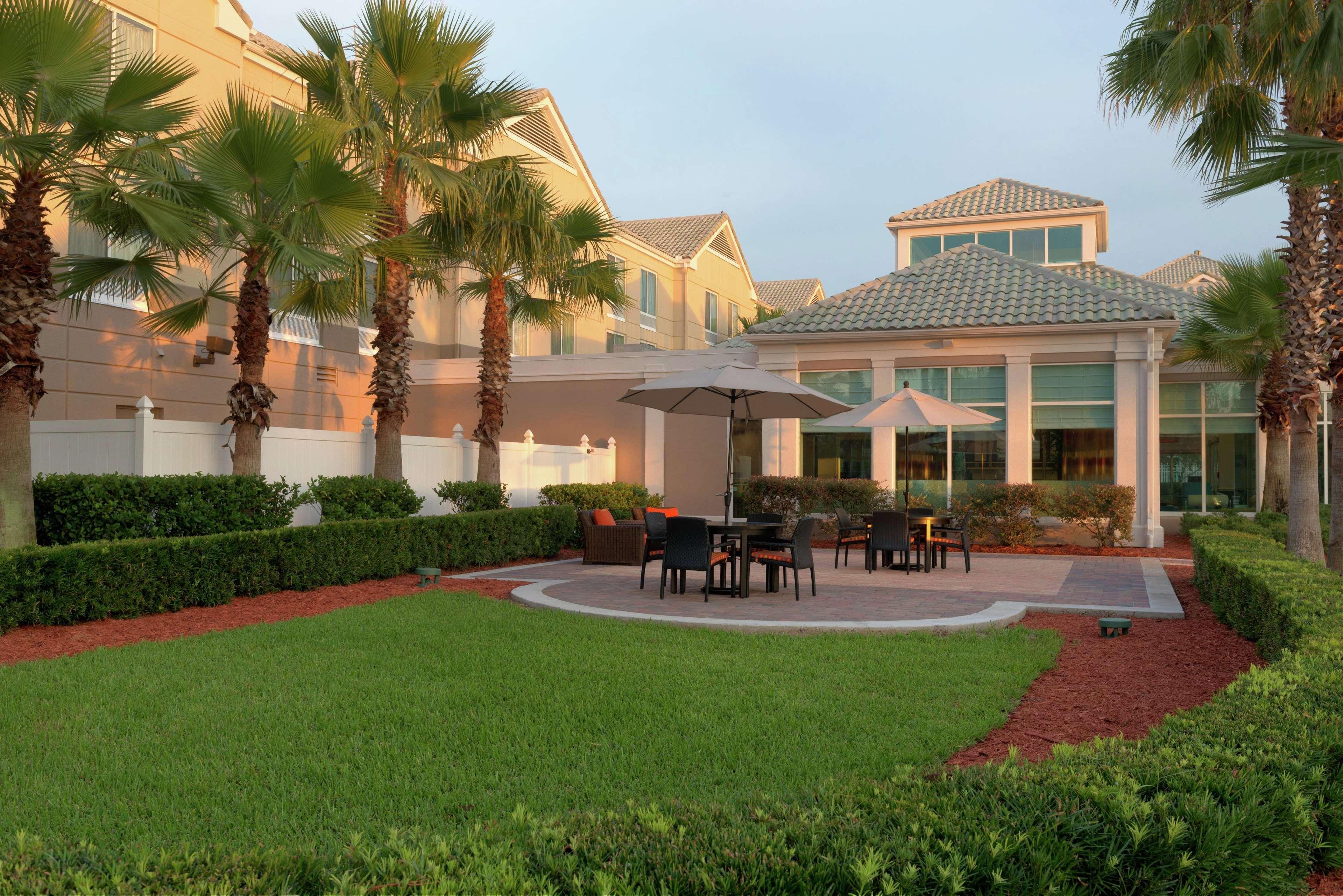 Hilton Garden Inn Orlando East - Ucf Area Alafaya Bagian luar foto